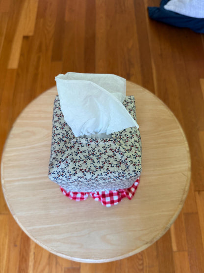 Ruffle Tissue Box Cover