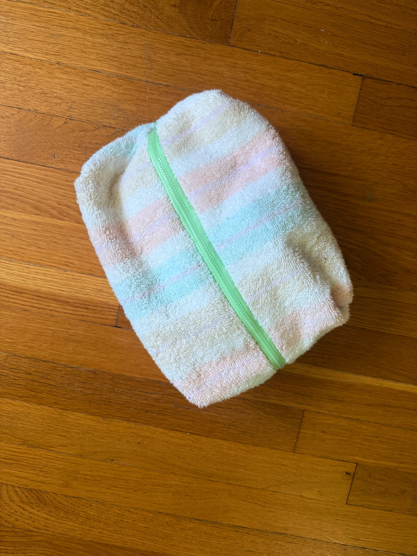 pastel maddie towel pouch