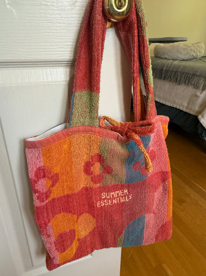 summer essentials towel tote