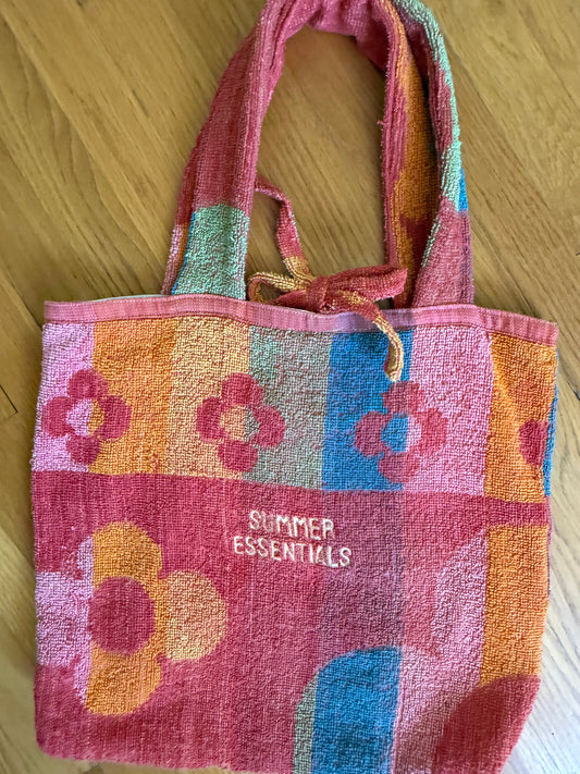 summer essentials towel tote